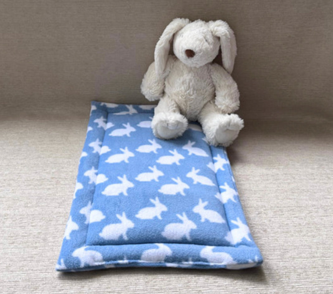 Padded Blanket (fits Ikea Duktig 'dolls' bed)