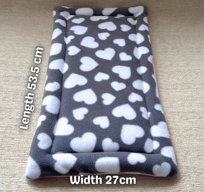 Padded Blanket (fits J&S Woodhobby Small Double Bed)