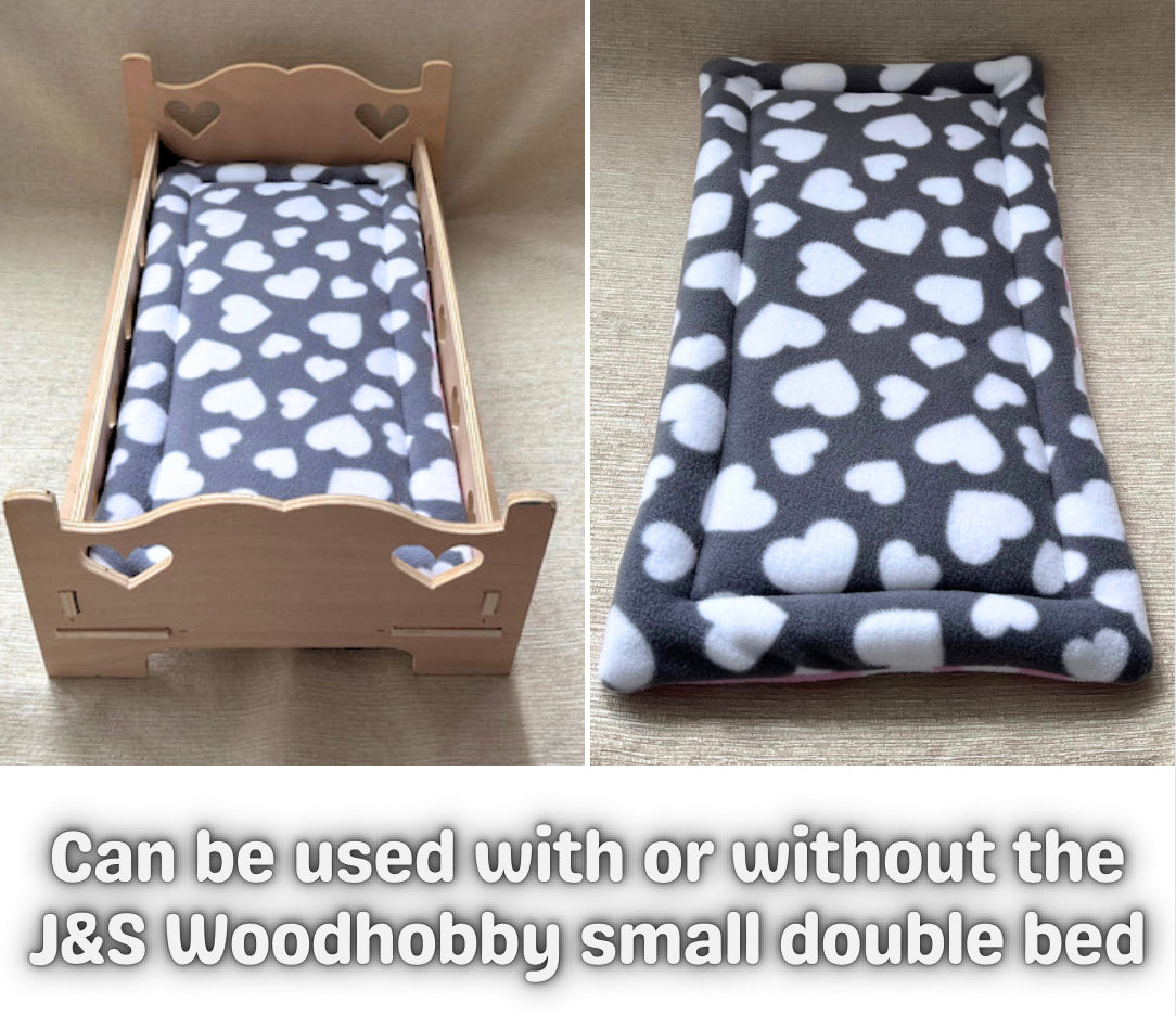 Padded Blanket (fits J&S Woodhobby Small Double Bed)