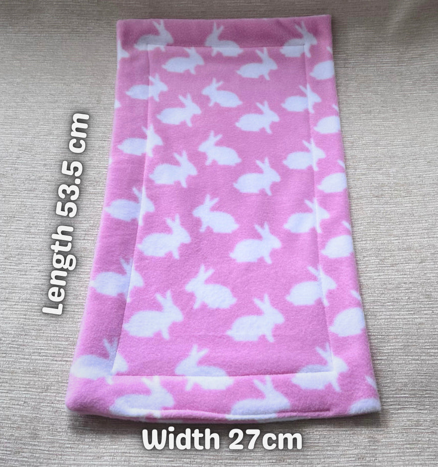 Fleece Blanket (fits J&S Woodhobby Small Double Bed)